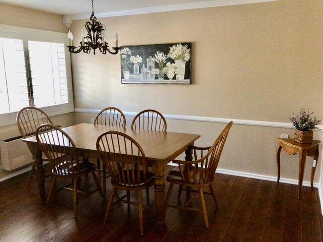 Foto del edificio - 3510 Bahia Blanca W