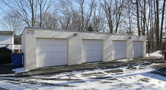 Garage - 3590-3620 Park Ave