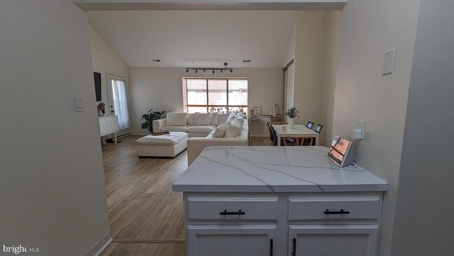 Building Photo - 2515 Sussex Ct