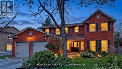 Building Photo - 82 Windermere Crescent
