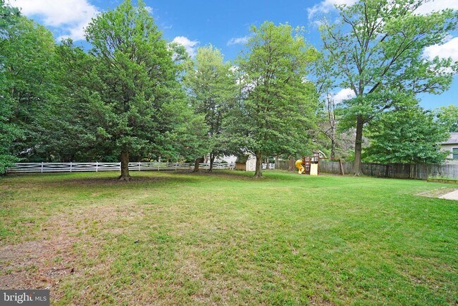 Building Photo - 2301 Barbour Rd