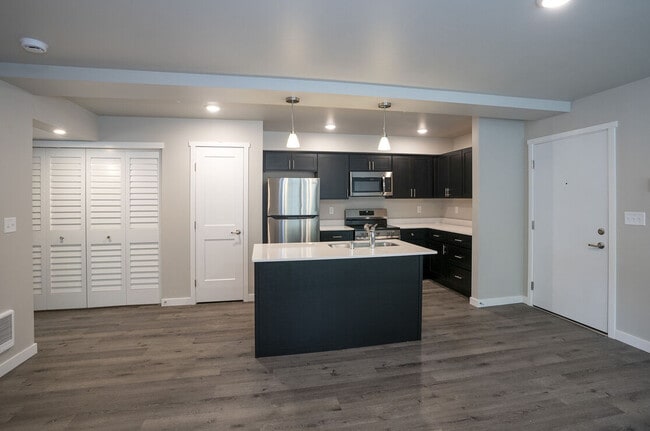 Foto del edificio - Hillside Apartments