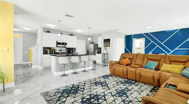 Building Photo - 2879 Common Crane Ct