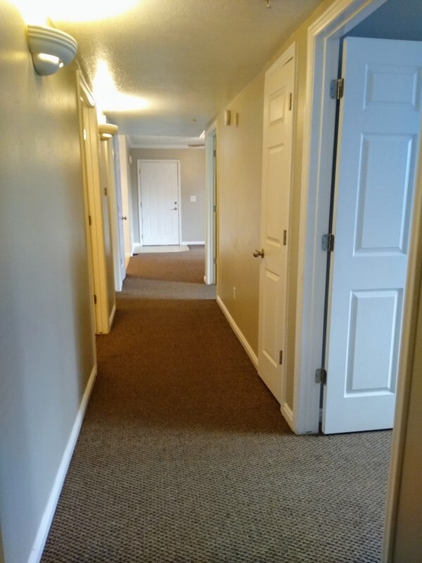 Building Photo - 1582 Westbury Way