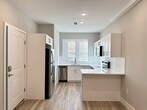 Primary Photo - 2009 N Darien St