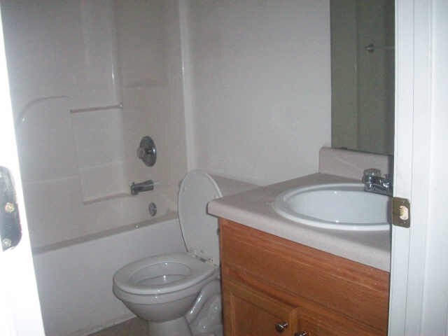 Foto del edificio - 3021 Fields Dr