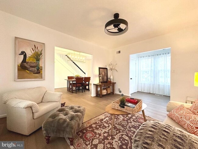 Building Photo - 626 Maryland Ave