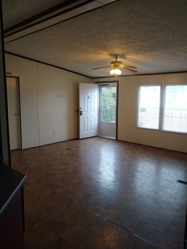 Foto del edificio - 3BD/2B Mobile Home in Lakeland, GA