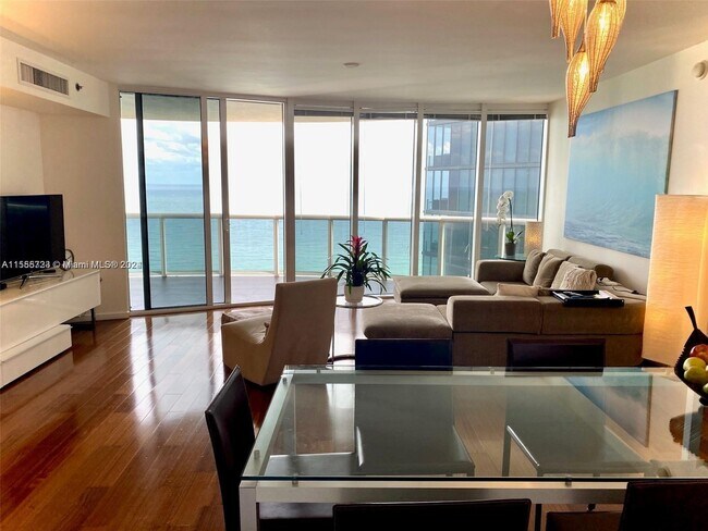 Building Photo - 17201 Collins Ave