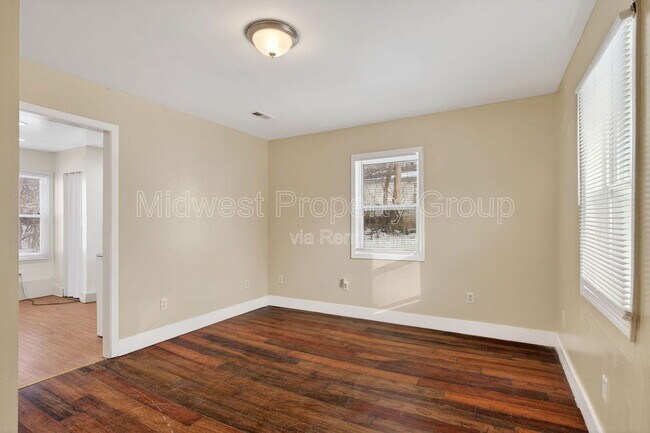 Foto del edificio - 159 Barto Dr