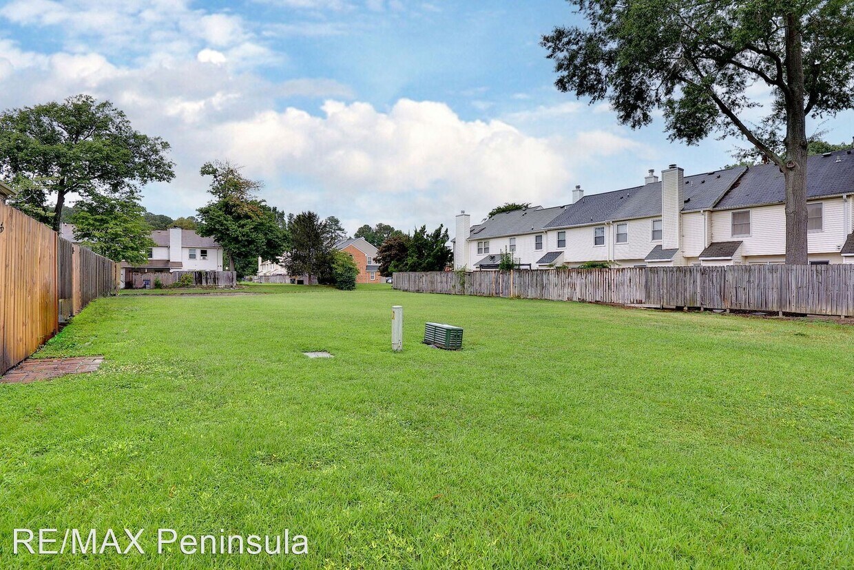 Foto principal - 2 br, 1.5 bath House - 109 Wethersfield Park