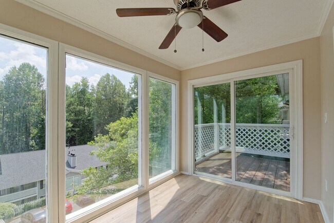 Foto del edificio - 2 BR/1BA condo in great location at Dunwoo...