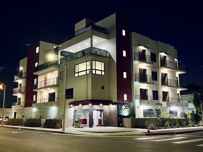 Building Photo - 5758 Camellia Ave
