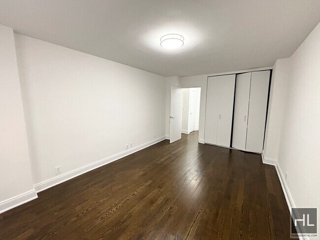 Building Photo - EAST 56 STREET