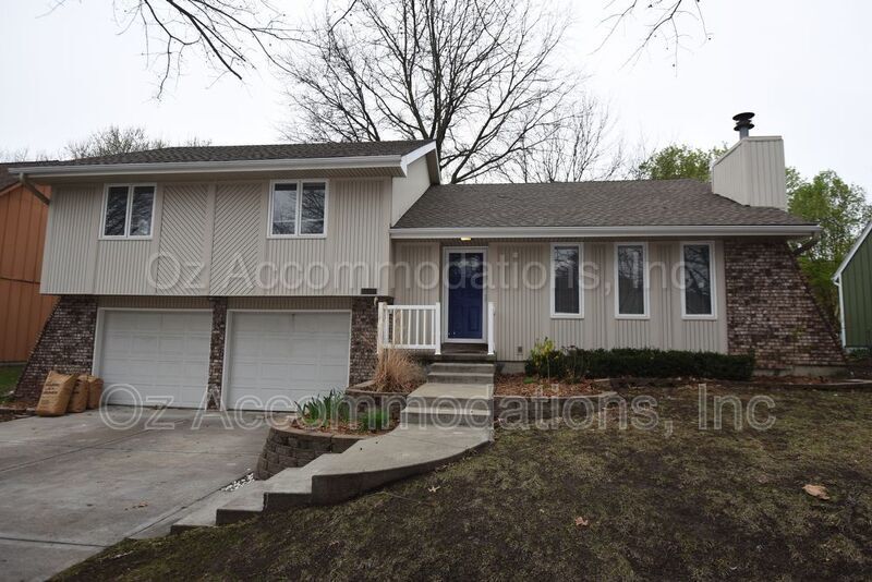 Primary Photo - 15302 Conser St