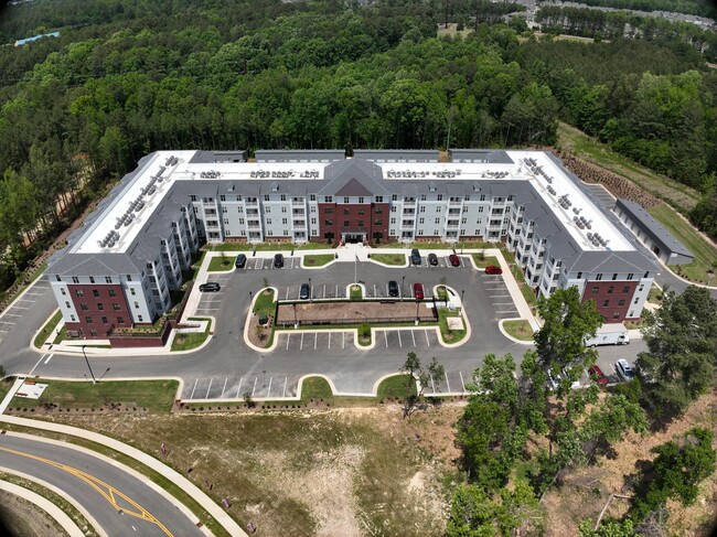 3D Exterior - Album Summit Pines