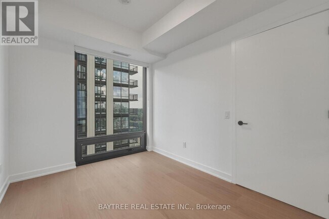 Photo du bâtiment - 89 Montclair Ave