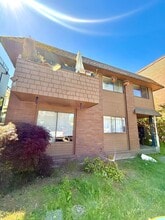 Building Photo - 2611 44th Ave SW