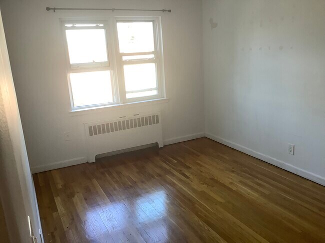 Bedroom - 3920 205th St