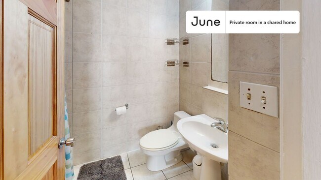 Foto del edificio - Room in Shared 4 bed/2 bath home