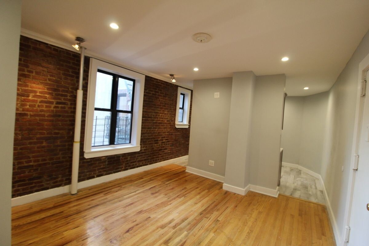 31 W Mosholu Pkwy N, Bronx, NY 10467 Apartments in Bronx, NY