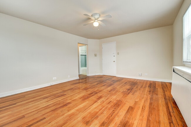 Foto del edificio - Chatham Grove