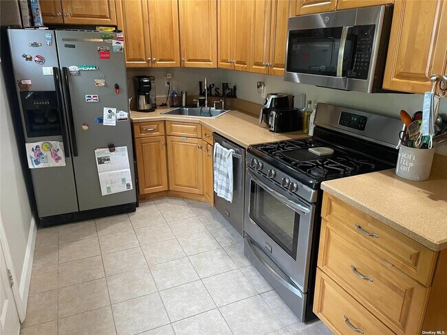 Foto del edificio - 1533 N Thompson Dr