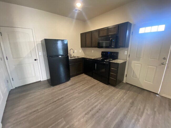 Foto del edificio - 3165 S Waterview Ln