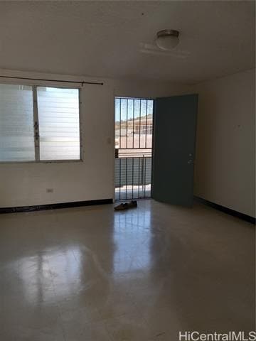Building Photo - 1841 Palolo Ave