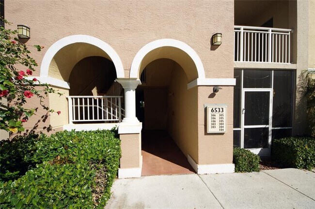 Foto del edificio - 6533 Emerald Dunes Dr
