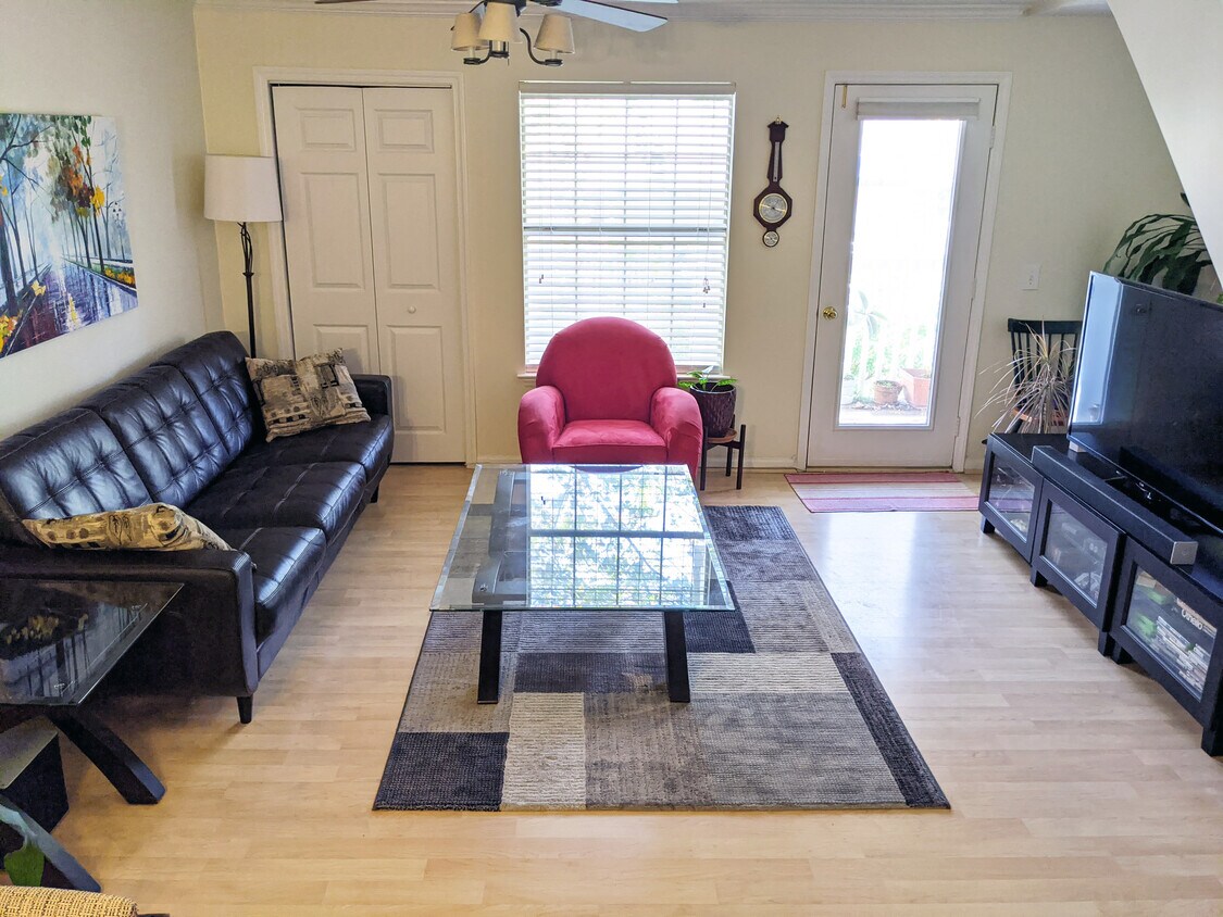 Lots of natural sun light throughout the unit! - 10815 Hampton Mill Ter