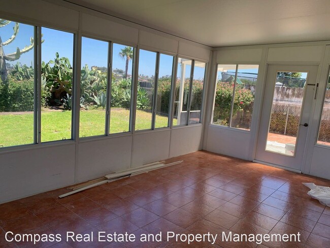 Foto del edificio - 4 br, 2 bath House - 553 Mariposa St