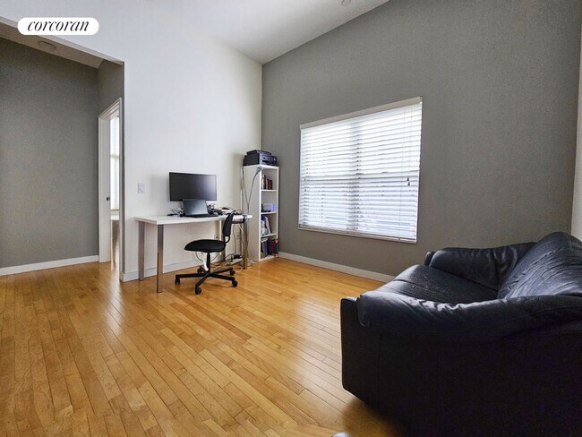 Foto del edificio - 524 St Johns Pl