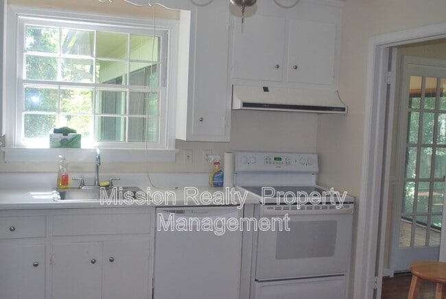 Foto del edificio - 7107 Galax Rd