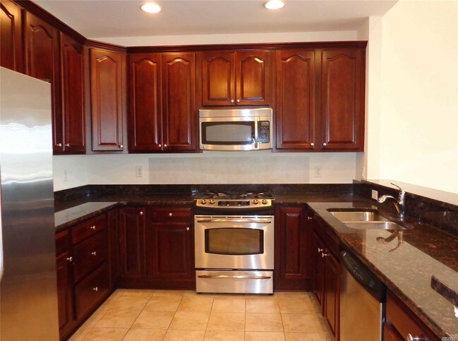 Building Photo - 44 Wexford Ln