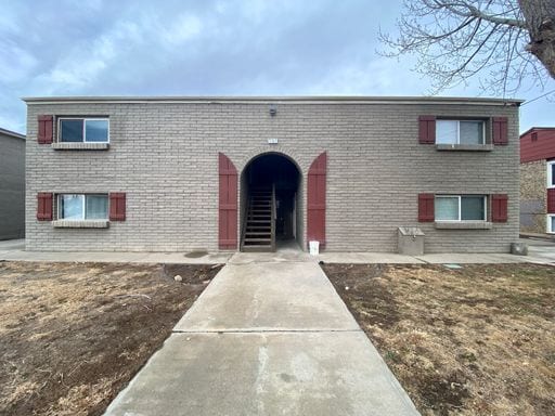 Building Photo - 2 Bedroom 1 Bath Near Firestone Available ...