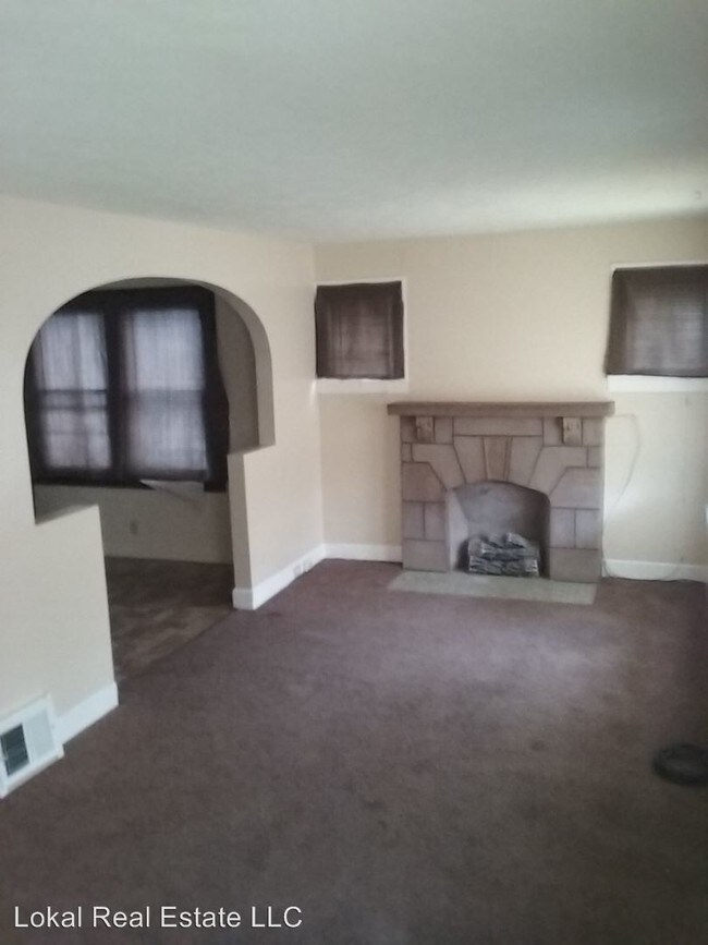 Foto del edificio - 5451 Grasmere Ave