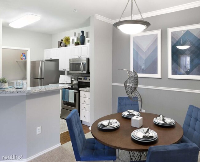 Building Photo - 2 br, 1 bath Apartment - 2100 Via Fortuna