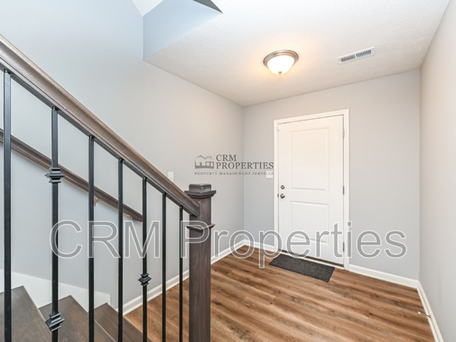 Foto del edificio - 309 Steeples Blvd