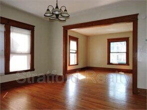 Building Photo - 508-10 Tennyson Ave