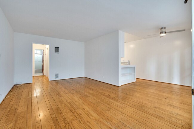 Foto del interior - 218 Gale Properties