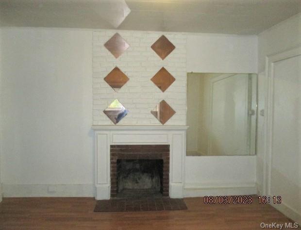 Building Photo - 112 Johnston St
