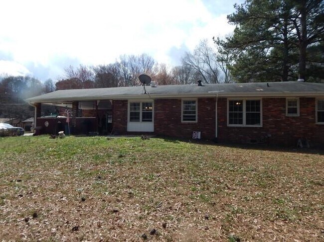 Building Photo - 1033 Skylark Dr