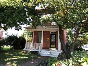 Building Photo - 42 E 3rd Ave