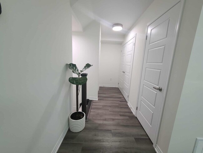 Photo du bâtiment - 975 Whitlock Av