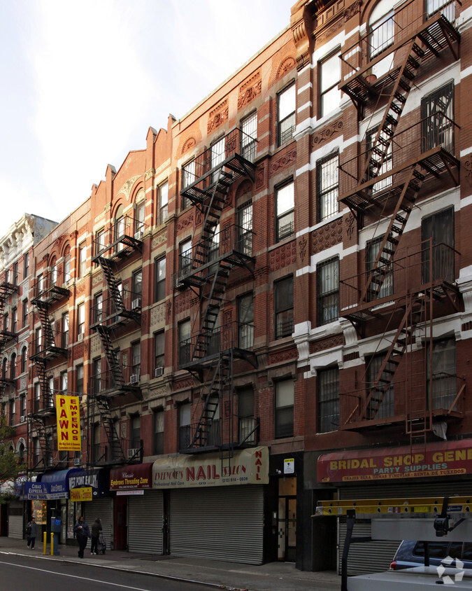 Building Photo - 99 Clinton St