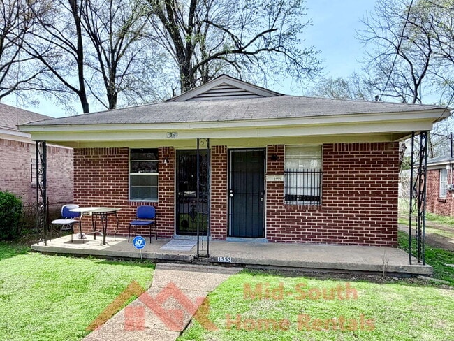 Photo - 1353 Fairfax St Apartment