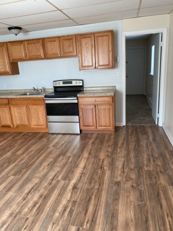 14 E 3rd St, Bloomsburg, PA 17815 Room for Rent in Bloomsburg, PA