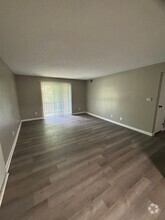 Building Photo - 1031 S Brookside Ave