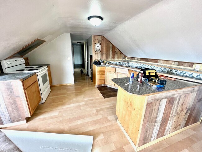 Building Photo - 108 Folsom St